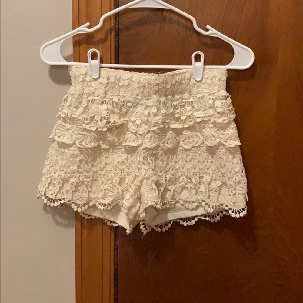 Whispers shorts size:s